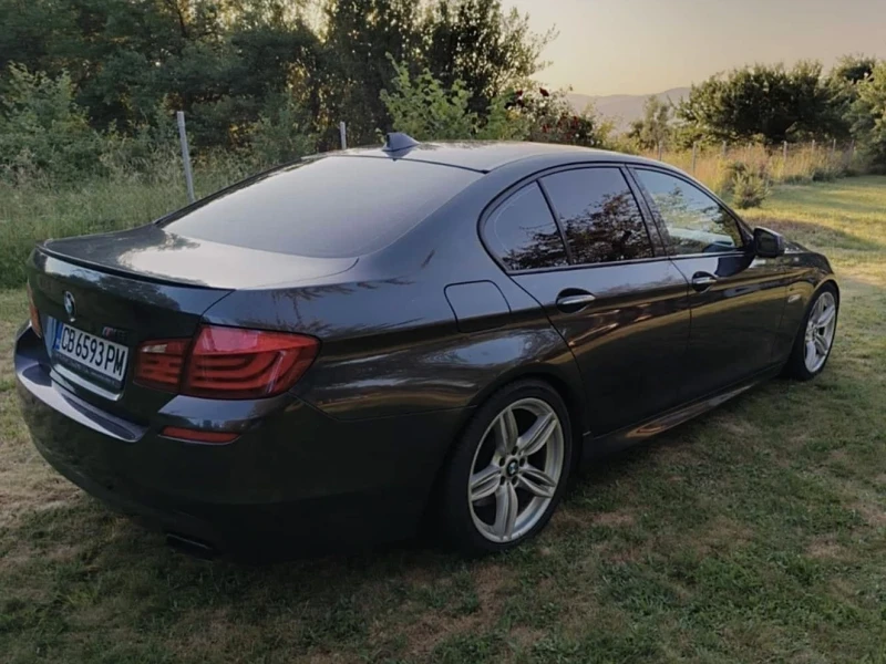 BMW 550 i 4.4 V8 408кс М-ПАКЕТ 2011г, снимка 3 - Автомобили и джипове - 53558282