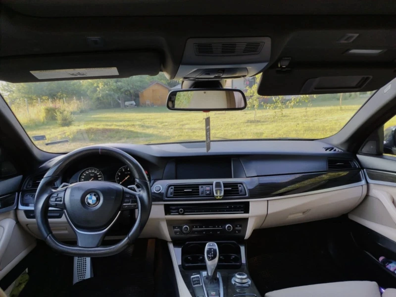 BMW 550 i 4.4 V8 408кс М-ПАКЕТ 2011г, снимка 9 - Автомобили и джипове - 53558282