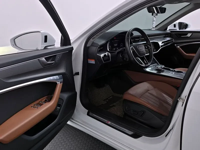 Audi A6 2.0 TFSI, снимка 10 - Автомобили и джипове - 55084772