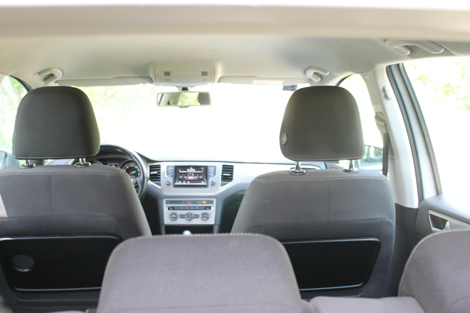 VW Sportsvan 163 000км.Golf.SPORTSVAN, Италия, EVRO 6B | Mobile.bg — изображение 11