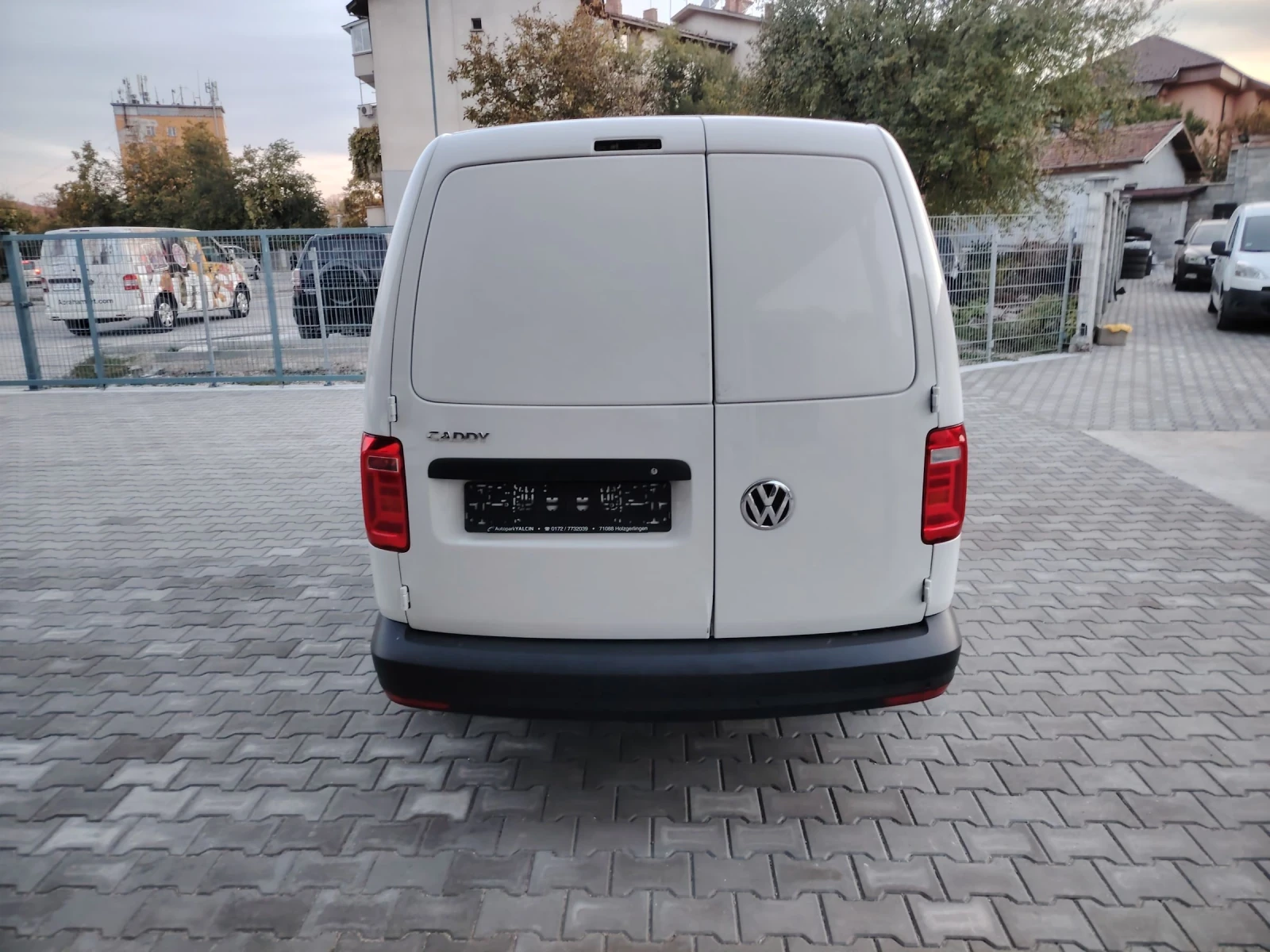 VW Caddy 2.0TDI MAXI ХЛАДИЛЕН - изображение 4