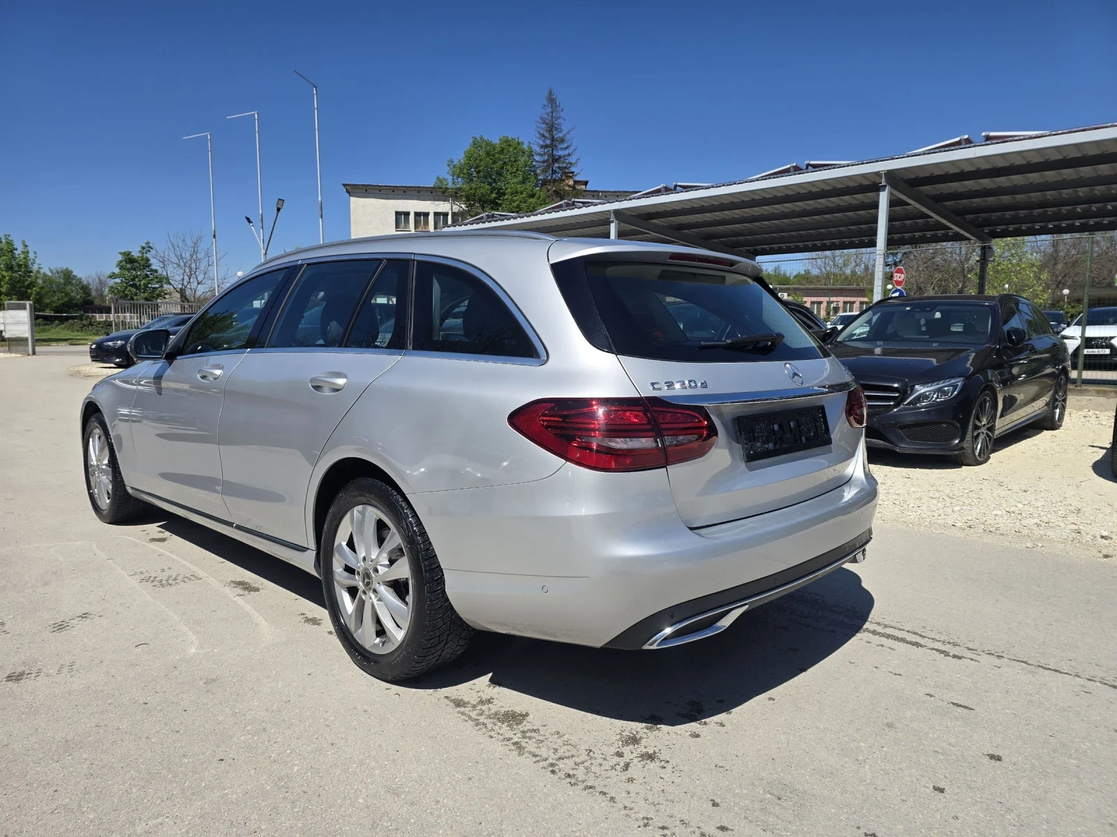 Mercedes-Benz C 220 194к.с 4MATIC - изображение 4