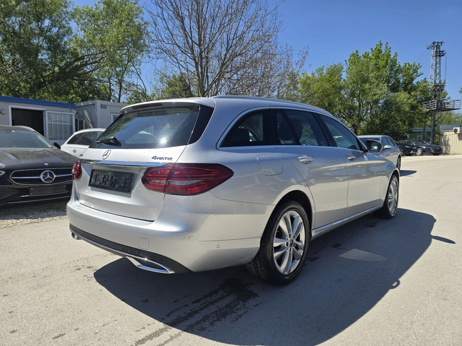 Mercedes-Benz C 220 194к.с 4MATIC - изображение 3