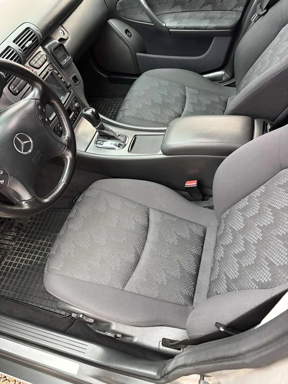 Mercedes-Benz C 220  - изображение 9