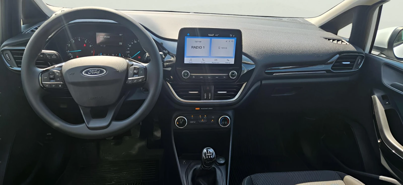 Ford Fiesta 1.1 Duratec - изображение 9