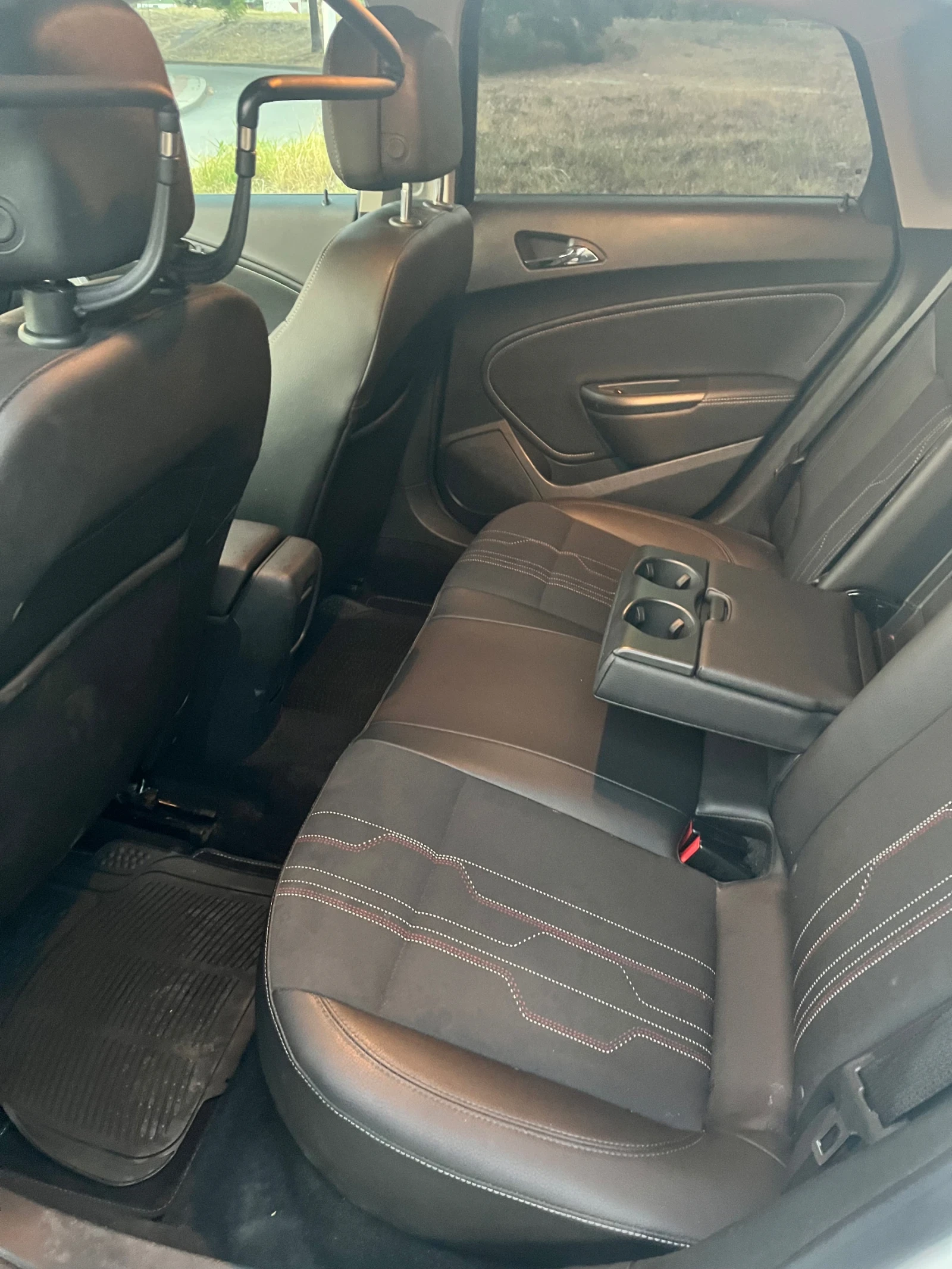 Opel Astra 1.4  - изображение 8