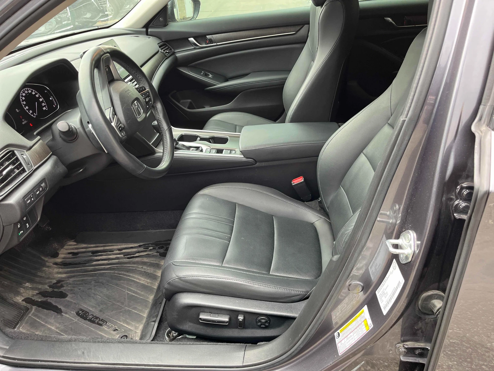 Honda Accord * * CARFAX * *   * *  | Mobile.bg   6