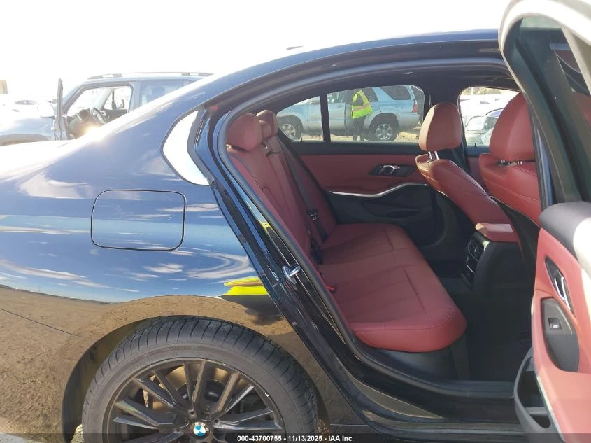 BMW 330 i DIGITAL/RECARO///REMOTE START | Mobile.bg   8