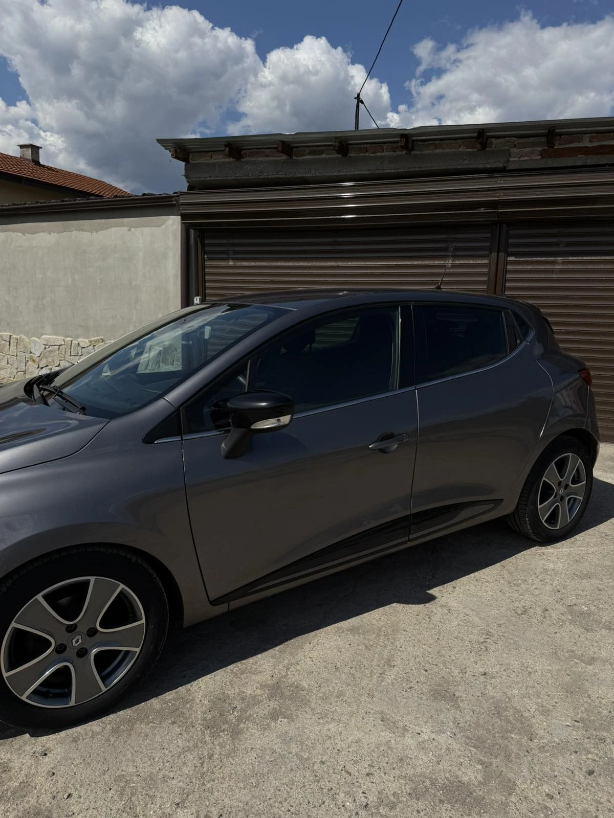 Renault Clio, снимка 4 - Автомобили и джипове - 54140997