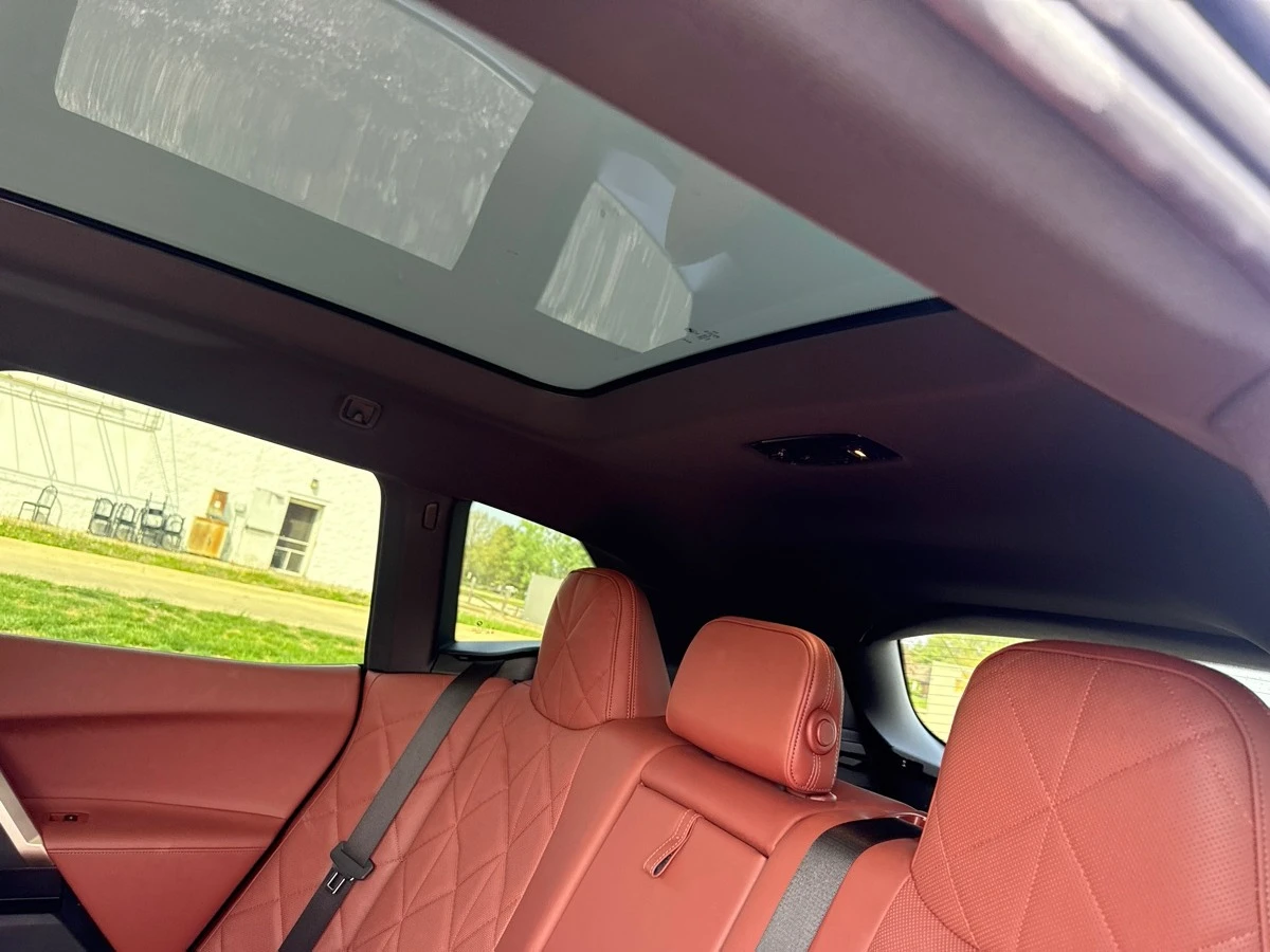 BMW iX 50 CARFAX | Mobile.bg � ����������� 11