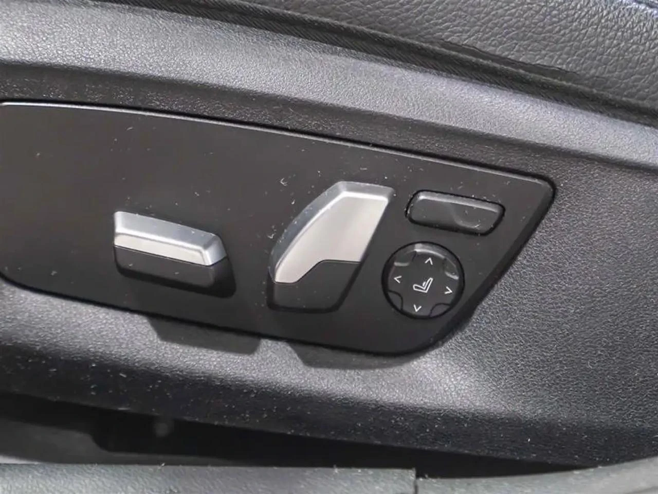 BMW 540 d* Mpack* H&K* Carplay* HeadUp* 360* , снимка 12 - Автомобили и джипове - 55523252