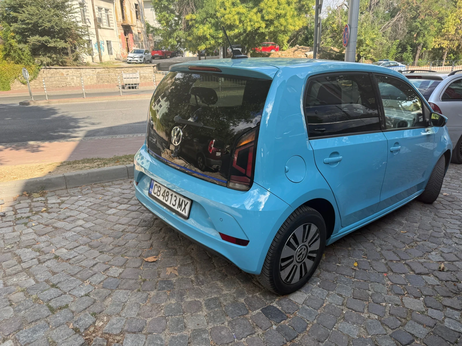 VW Up, снимка 3 - Автомобили и джипове - 56158561
