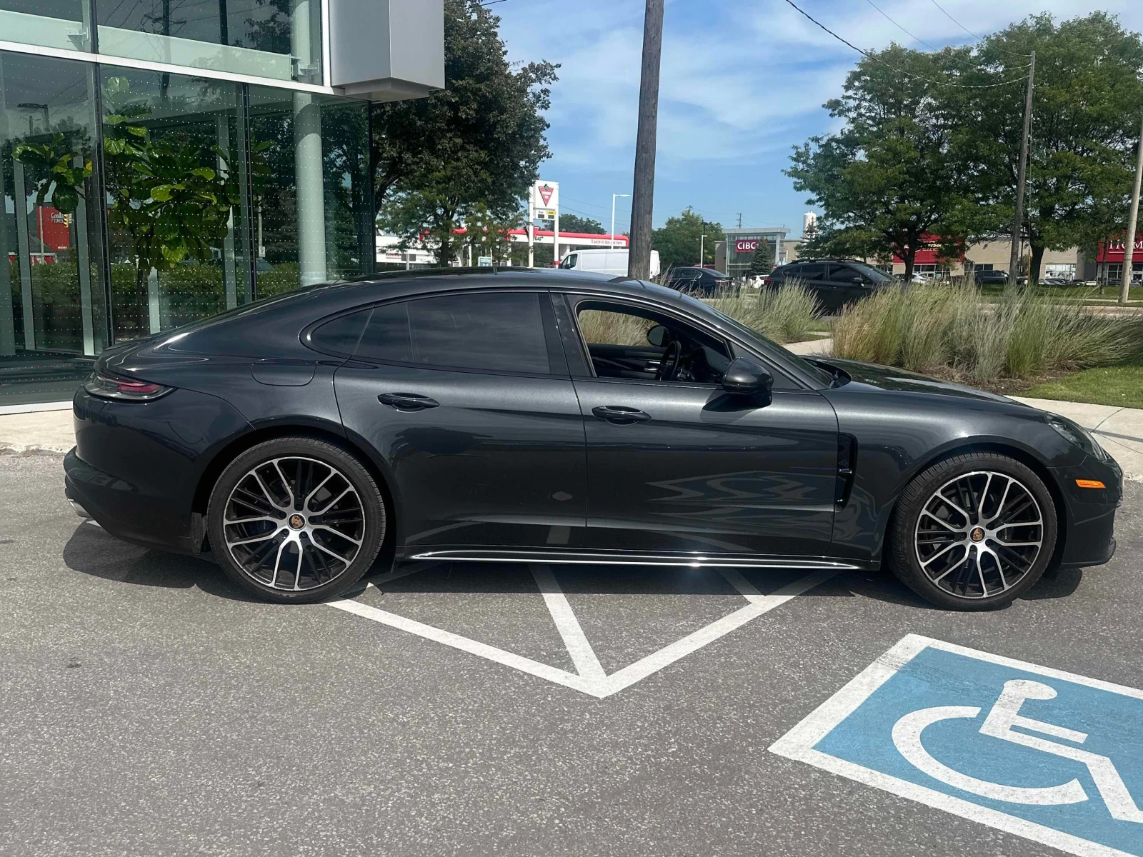 Porsche Panamera * 4 AWD * CARFAX * ОПЦИЯ ЗА ФИНАНСИРАНЕ, снимка 3 - Автомобили и джипове - 56059426