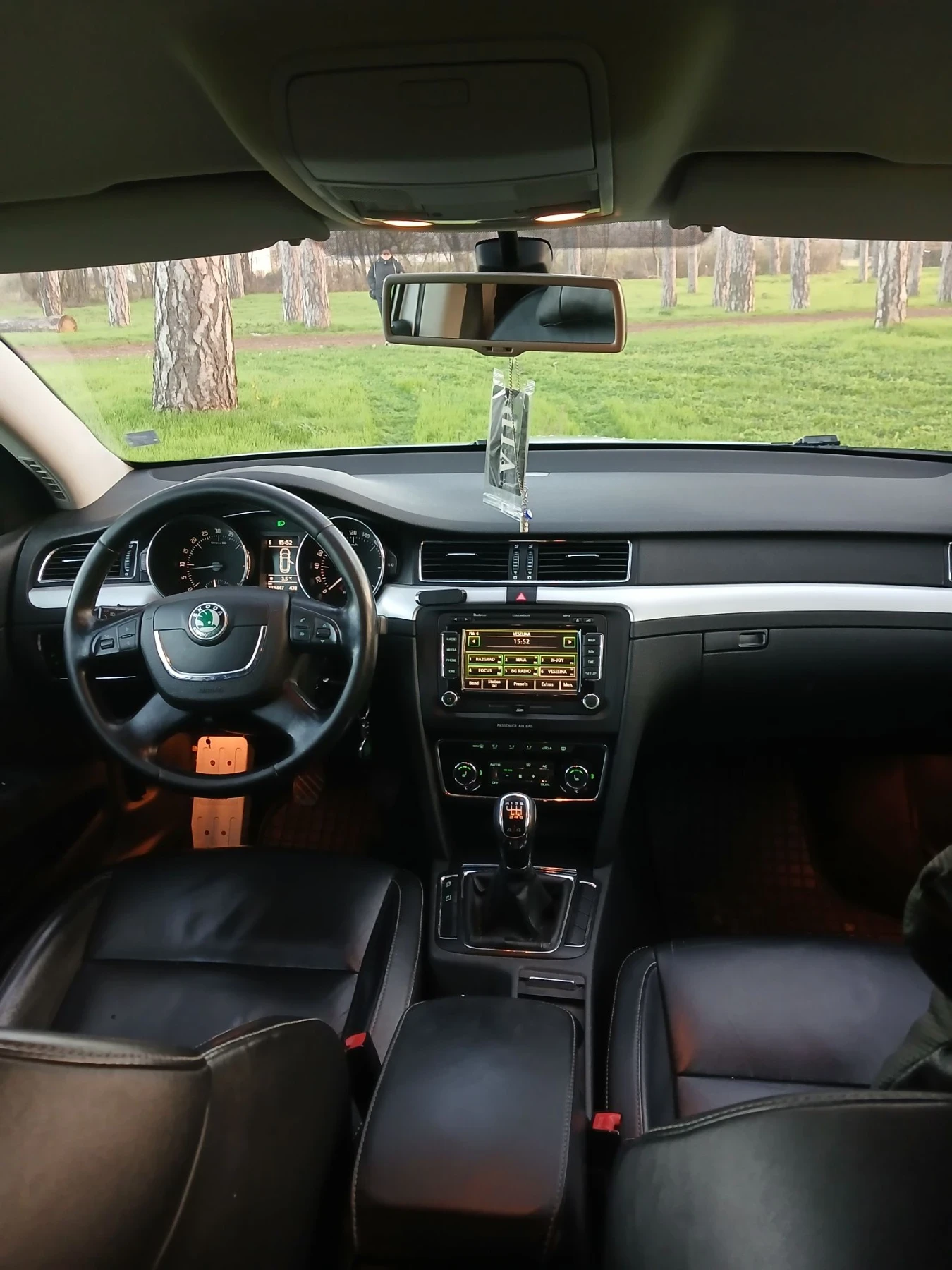 Skoda Superb, снимка 5 - Автомобили и джипове - 56339722