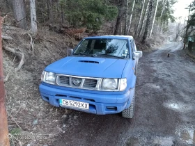 Nissan Navara Пикап, снимка 1