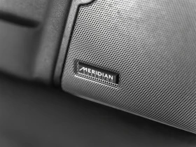 Land Rover Defender LR4 HSE С РЕГИСТРАЦИЯ & АВТО КРЕДИТ, снимка 17 - Автомобили и джипове - 53697766