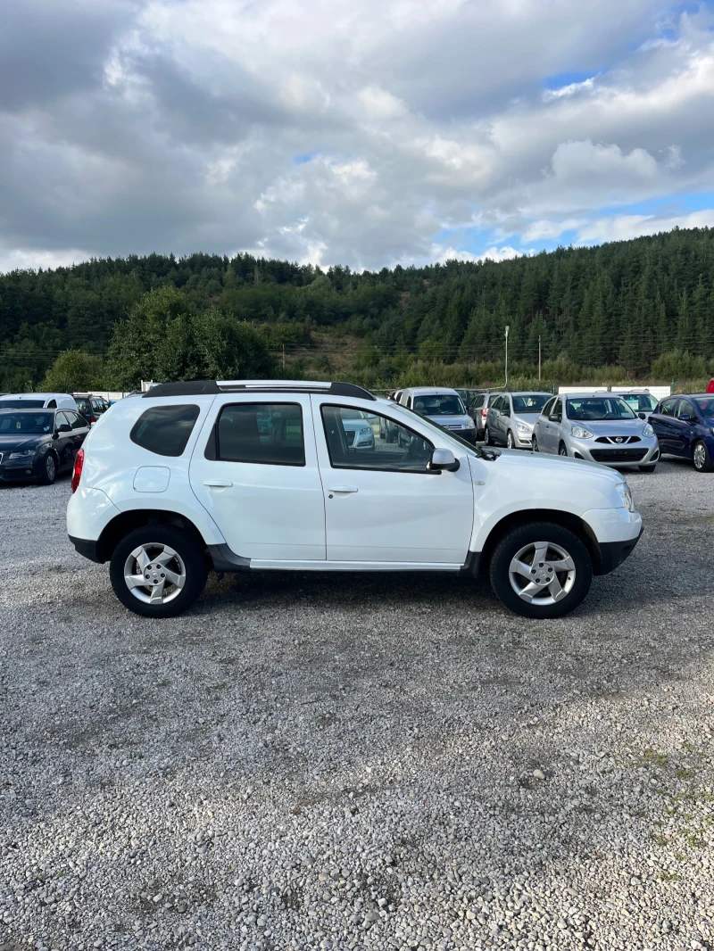 Dacia Duster, снимка 3 - Автомобили и джипове - 47340520