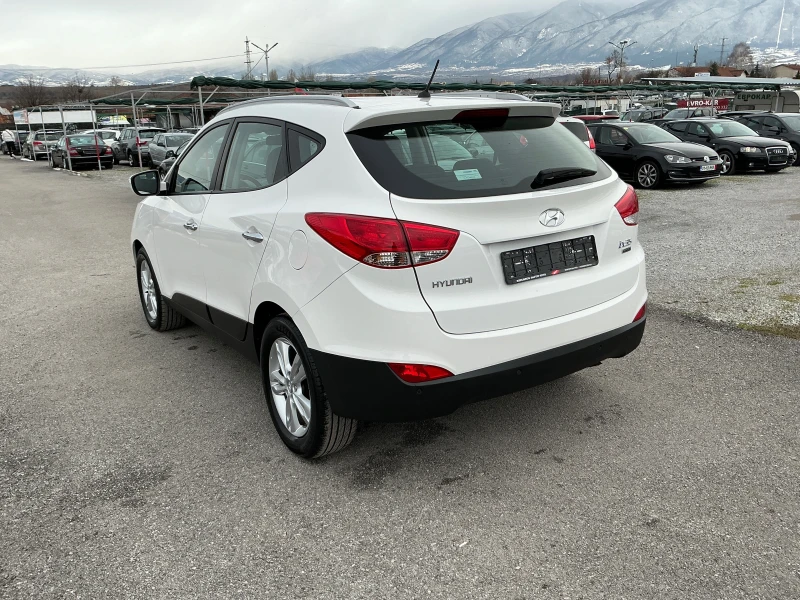 Hyundai IX35 1.7 CRDI, снимка 16 - Автомобили и джипове - 48474607