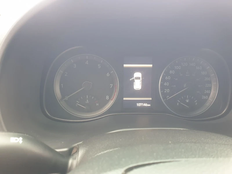 Hyundai Kona 2.0 i 4x4 avtomat, снимка 10 - Автомобили и джипове - 52299742