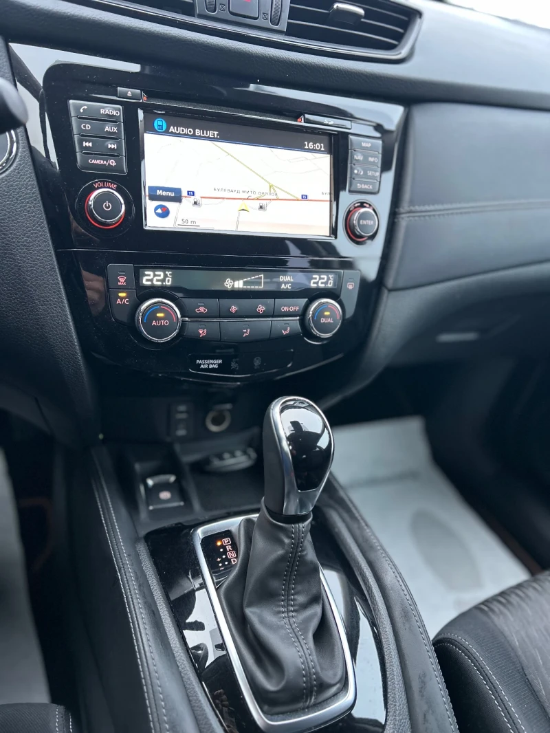 Nissan X-trail DCI, снимка 14 - Автомобили и джипове - 52838813