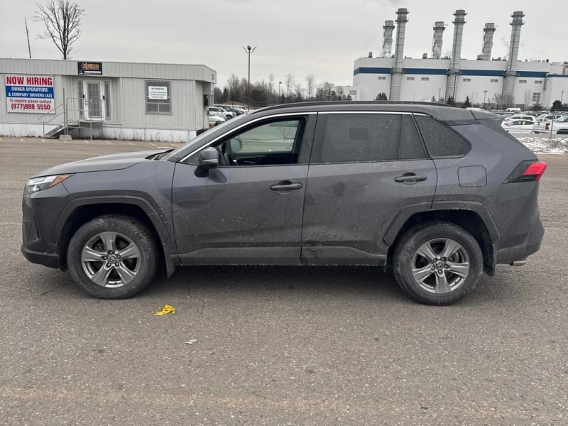 Toyota Rav4 2022 XLE * CARFAX * БЕЗ ПЪРВОНАЧАЛНА ВНОСКА, снимка 3 - Автомобили и джипове - 52879142