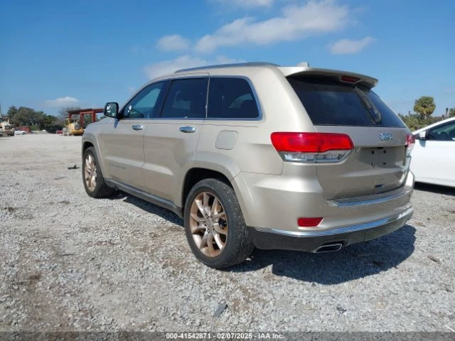 Jeep Grand cherokee SUMMIT* 3.6* V6* 8ZF* ДИСТРОНИК* КАМЕРА* ПОДГРЕВ* , снимка 4 - Автомобили и джипове - 49258448