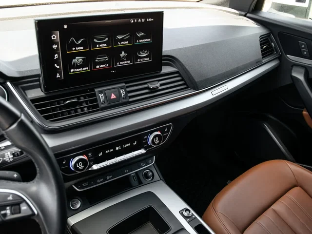 Audi Q5 quattro Komfort* 45 TFSI* АвтоКредит* (ЦЕНА ДО БГ), снимка 14 - Автомобили и джипове - 53474561