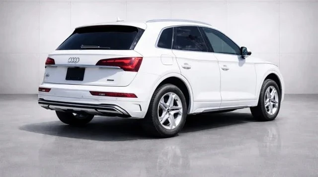 Audi Q5 quattro Komfort* 45 TFSI* АвтоКредит* (ЦЕНА ДО БГ), снимка 4 - Автомобили и джипове - 53474561