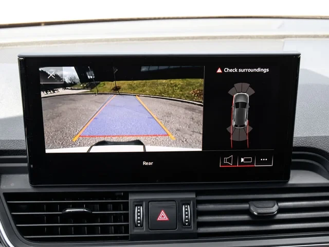 Audi Q5 quattro Komfort* 45 TFSI* АвтоКредит* (ЦЕНА ДО БГ), снимка 12 - Автомобили и джипове - 53474561