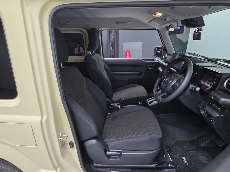 Suzuki Jimny 0.7 Automatic, снимка 11 - Автомобили и джипове - 55775497