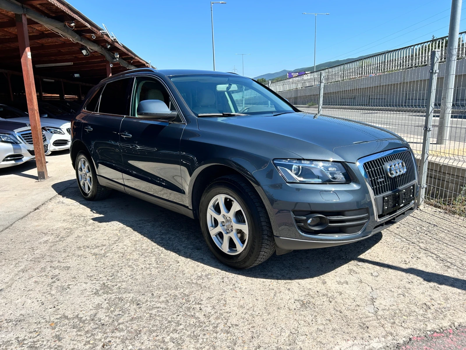 Audi Q5 2.0TDI QUATTRO  - изображение 7