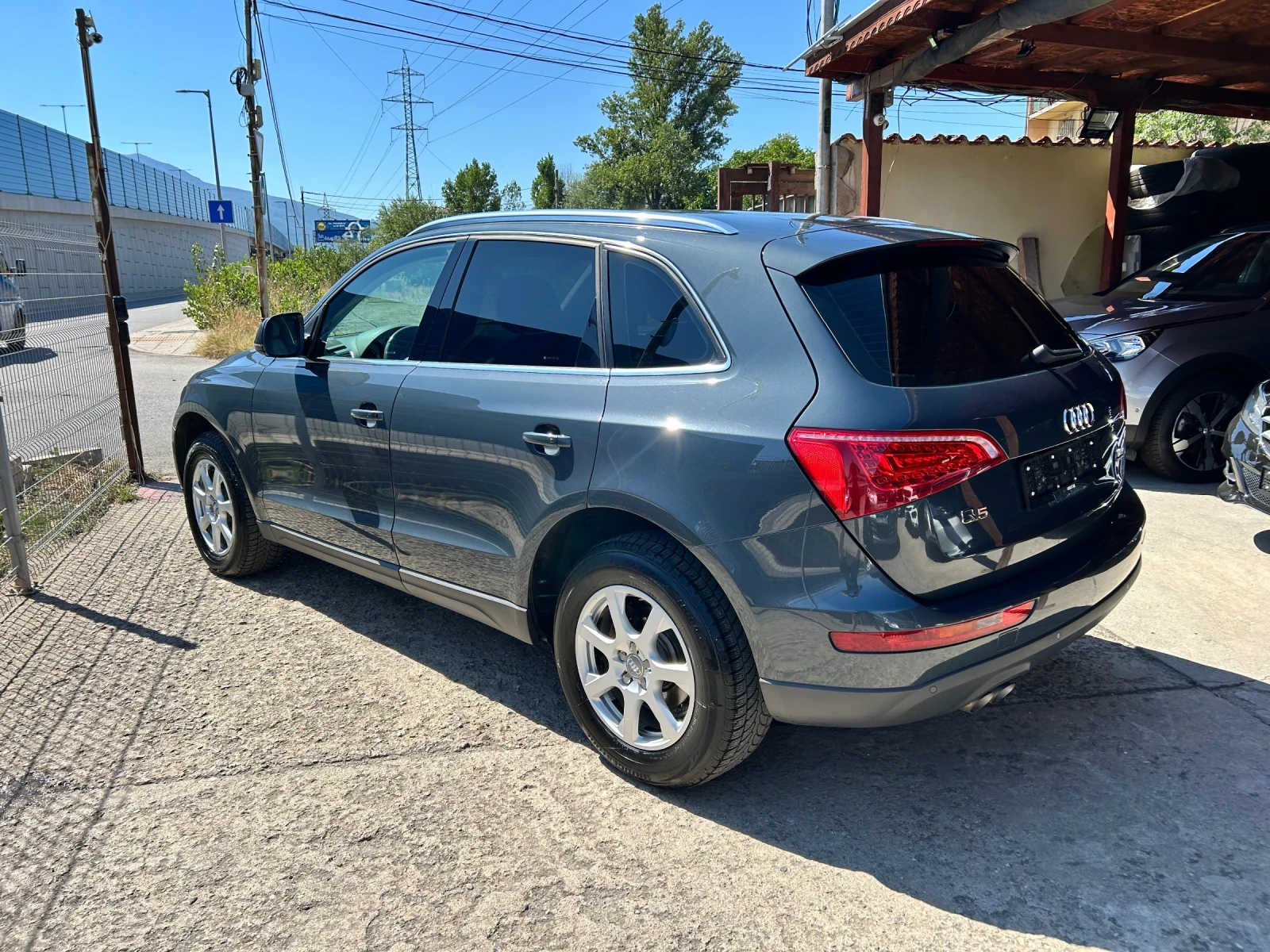 Audi Q5 2.0TDI QUATTRO  - изображение 3