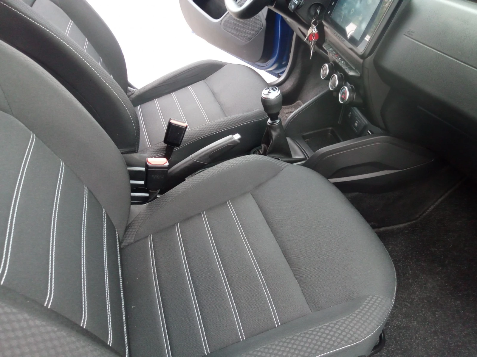 Dacia Duster TCe 100 - LPG - изображение 8