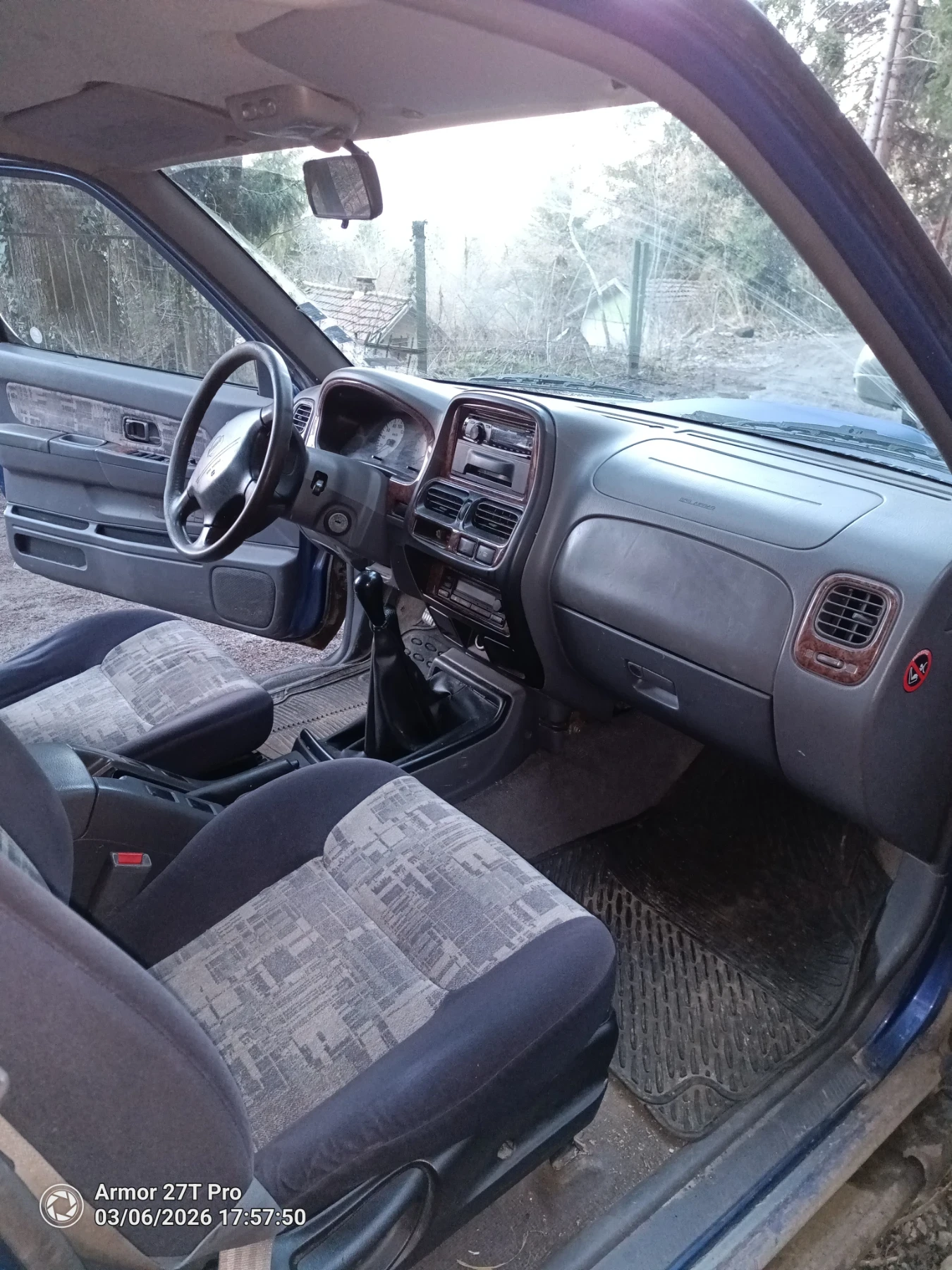 Nissan Navara Пикап, снимка 7 - Автомобили и джипове - 53738224