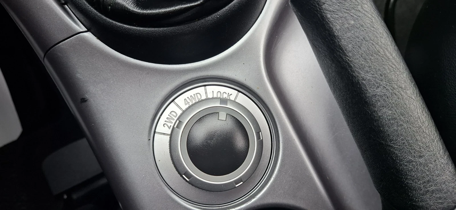 Citroen C-Crosser 2.2HDI 4X4, снимка 12 - Автомобили и джипове - 53745048