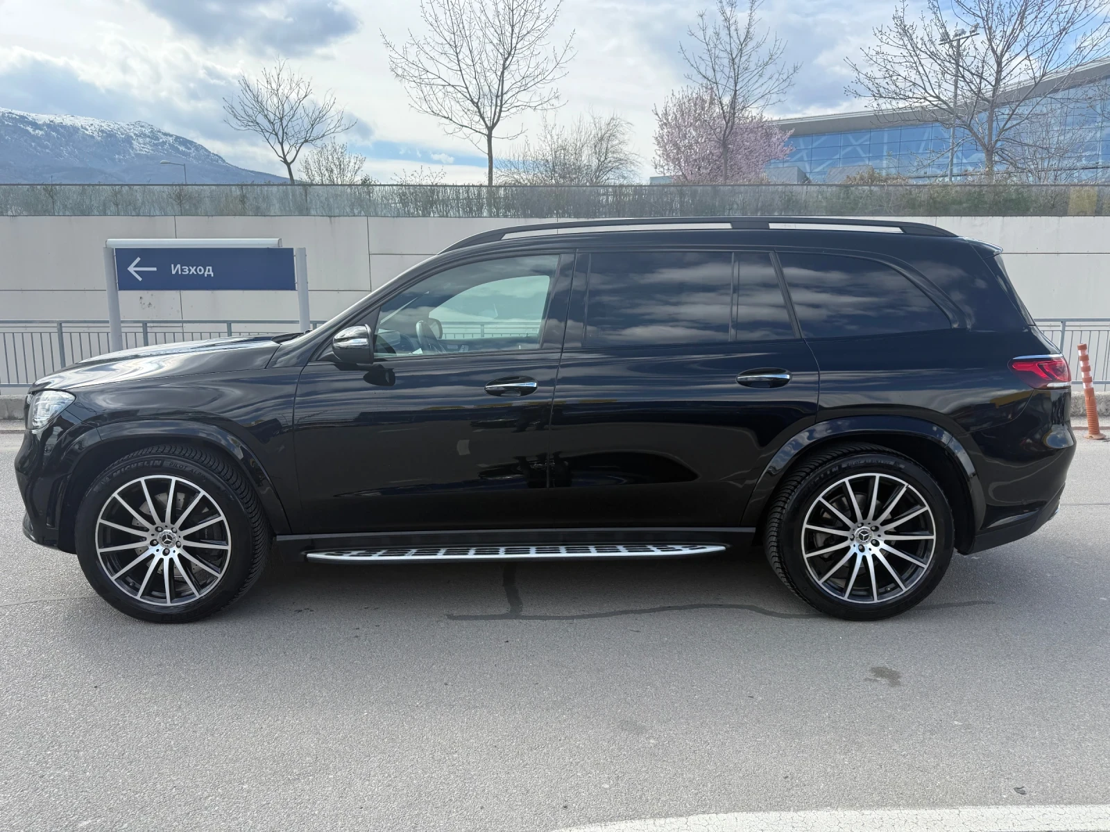 Mercedes-Benz GLS 400, снимка 3 - Автомобили и джипове - 54158438