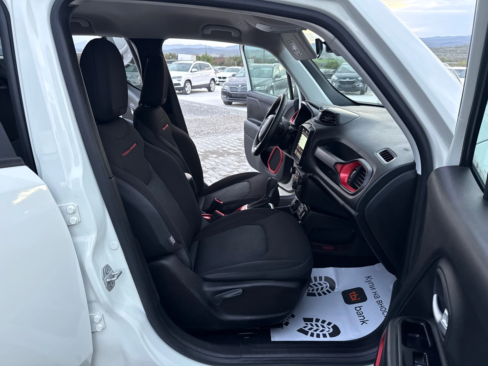 Jeep Renegade 2.0 m.jet 4х4 Собствен лизинг !!!, снимка 12 - Автомобили и джипове - 54248475