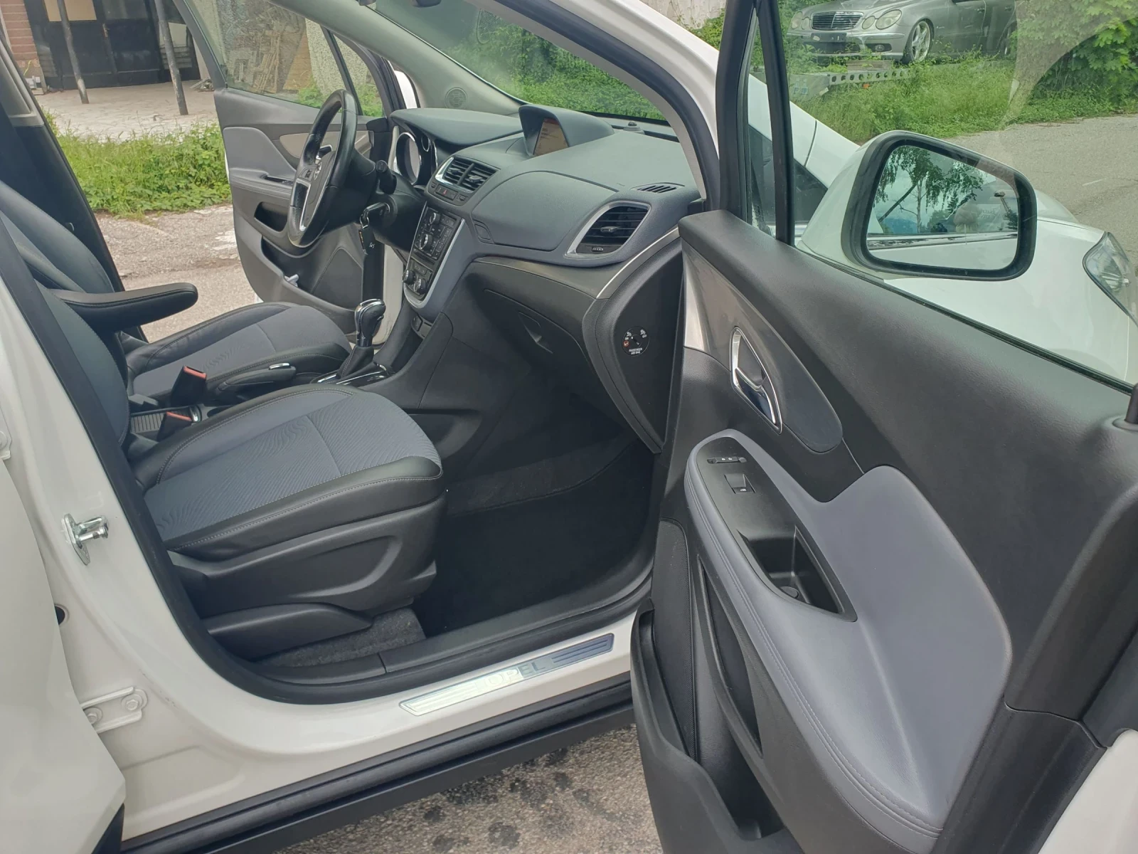 Opel Mokka, снимка 12 - Автомобили и джипове - 54657289