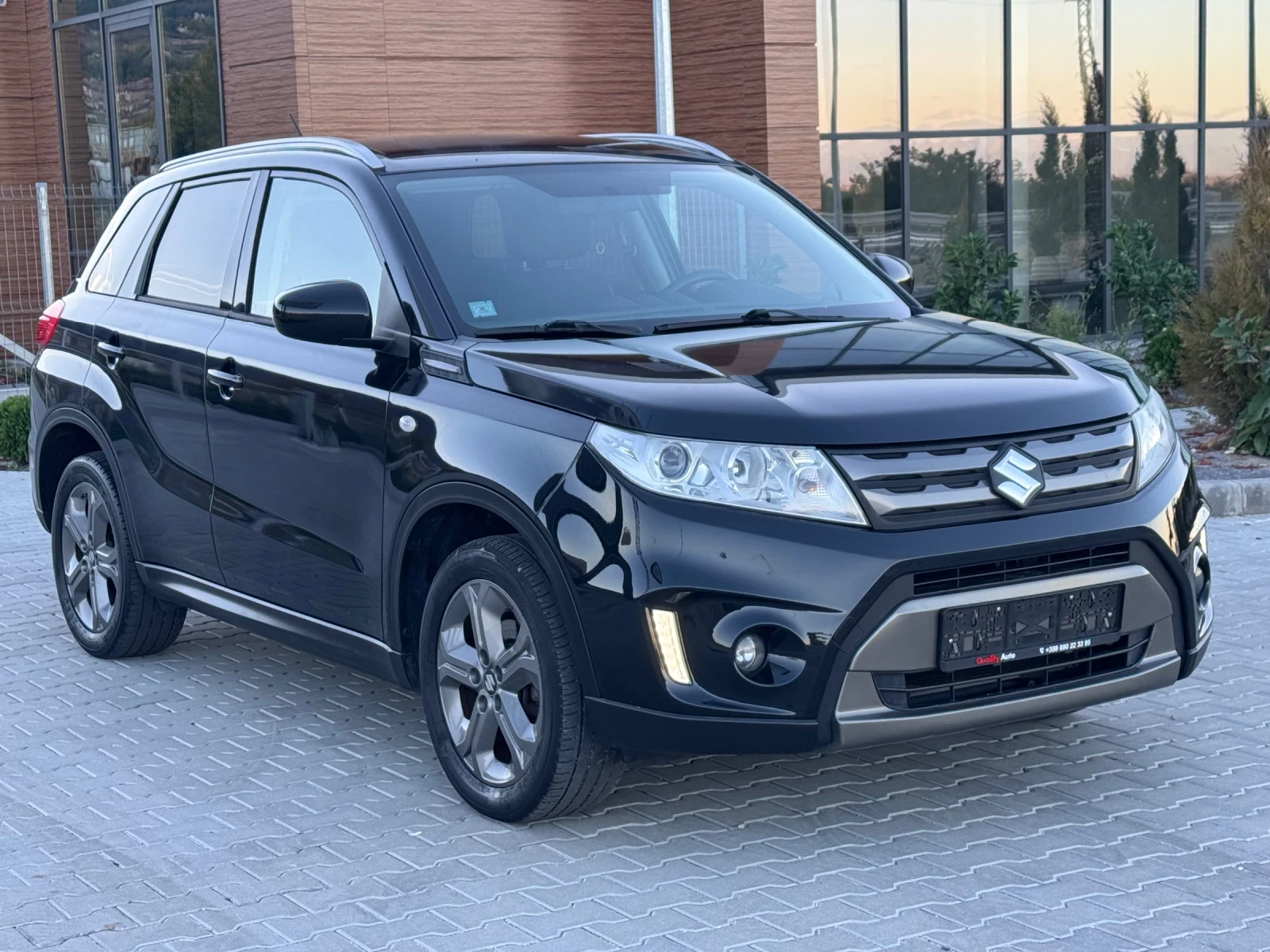 Suzuki Vitara 1.6i LPG , снимка 3 - Автомобили и джипове - 56628335