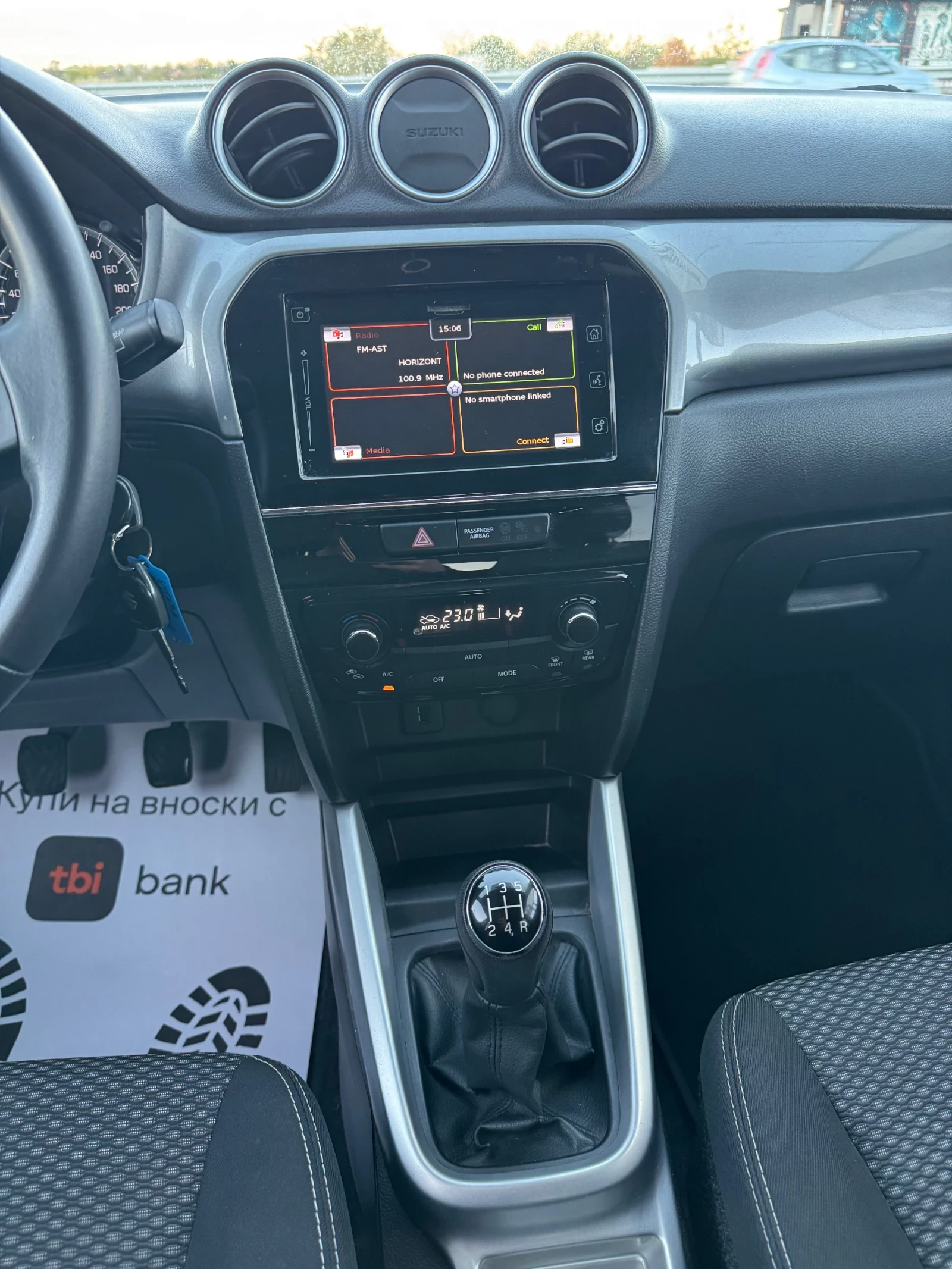 Suzuki Vitara 1.6i LPG , снимка 10 - Автомобили и джипове - 56628335
