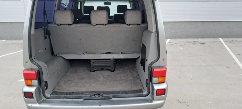 VW Caravelle 2.5TDI 102к.с, снимка 7 - Бусове и автобуси - 48588714