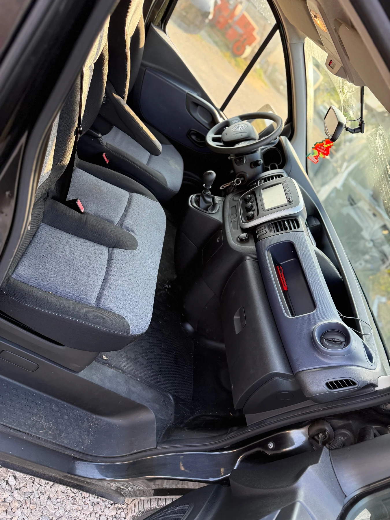 Opel Vivaro  - изображение 8