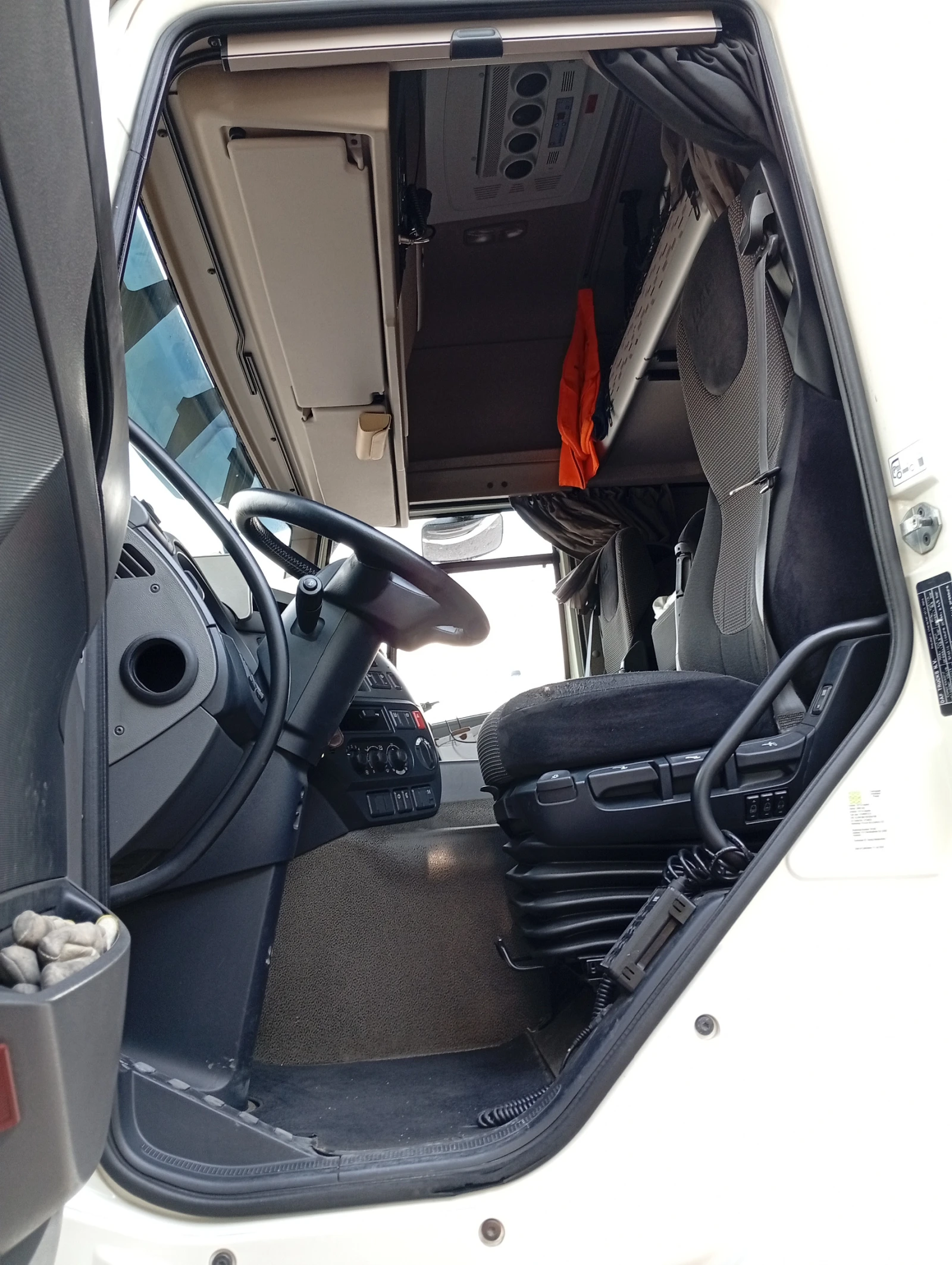 Daf CF Euro 6 , Д-8.15m., В-3m, падащ борд - изображение 9