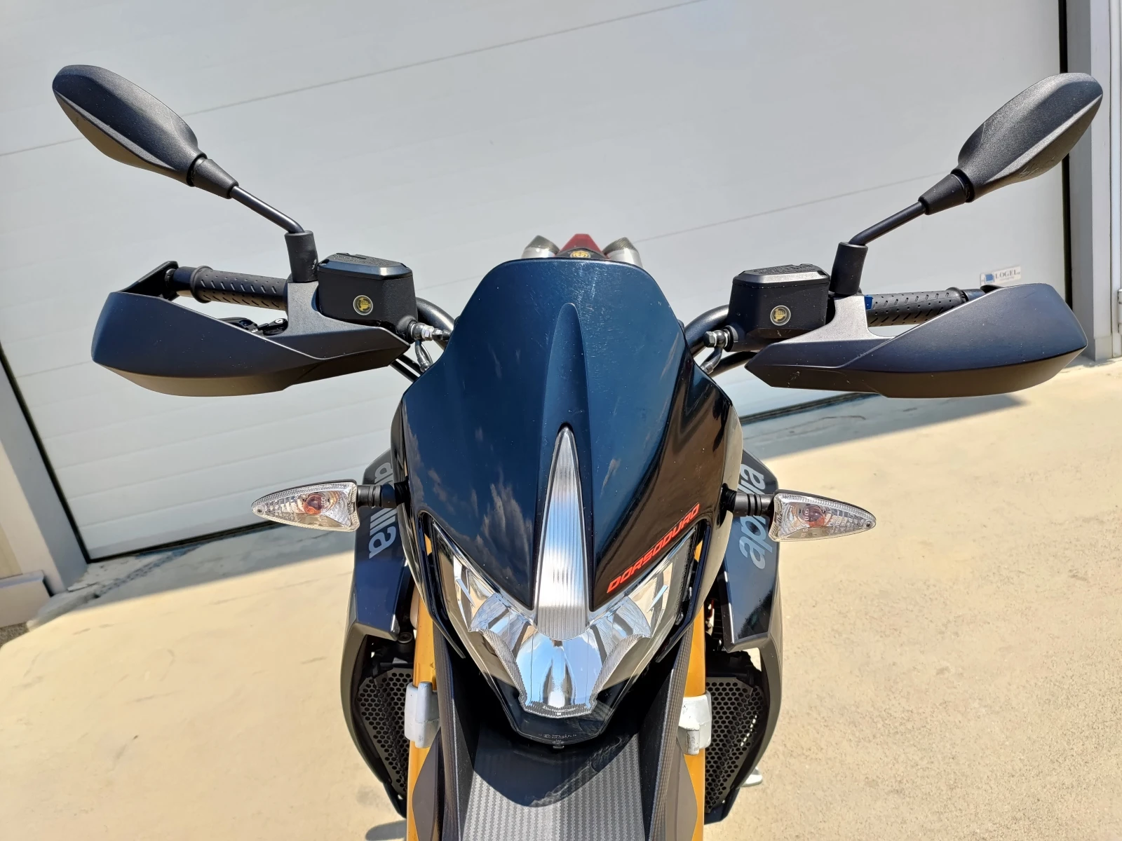 Aprilia Dorsoduro 900 - изображение 5