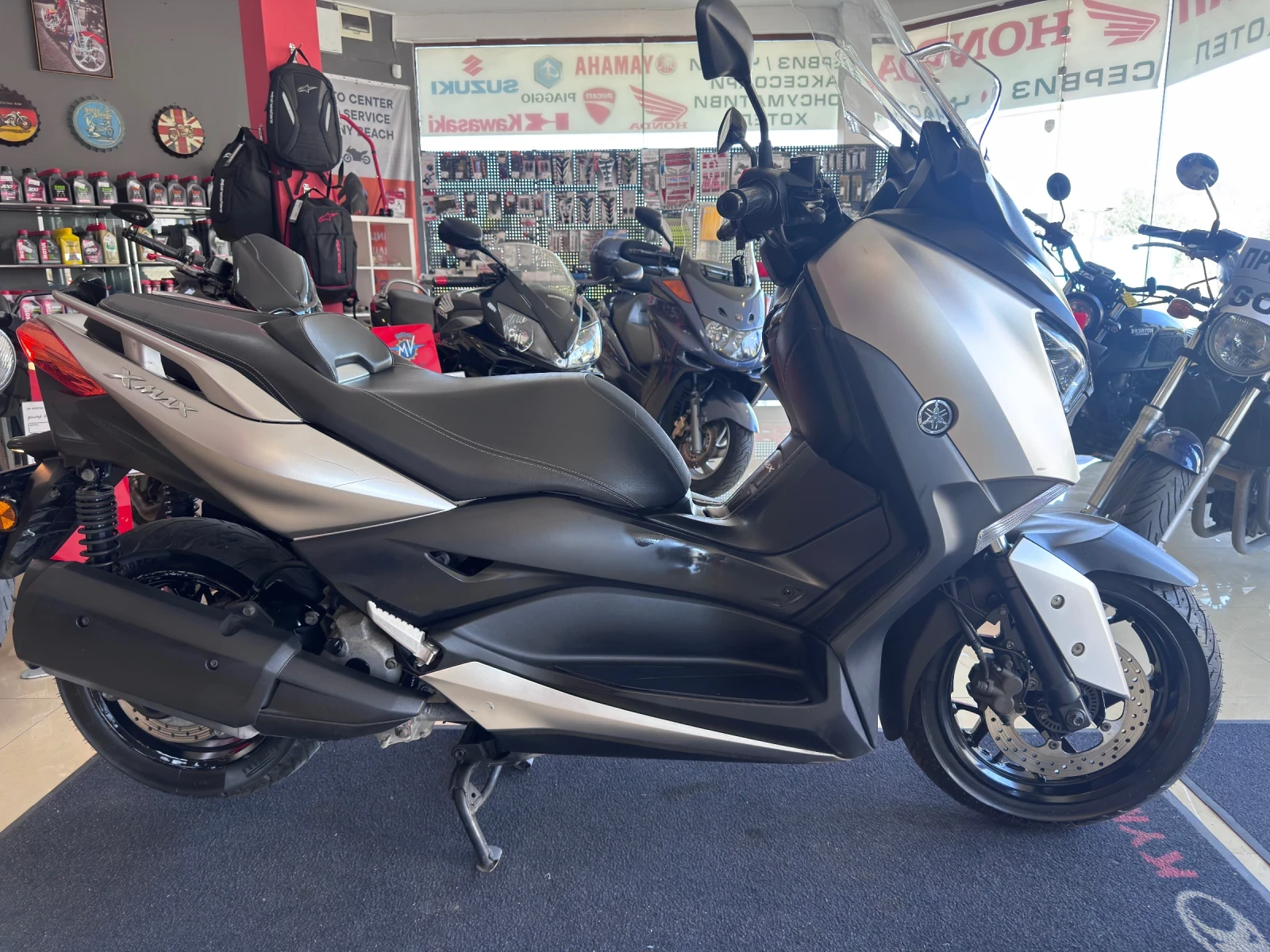 Yamaha X-max Yamaha X-MAX 300i ABS TCS - изображение 3