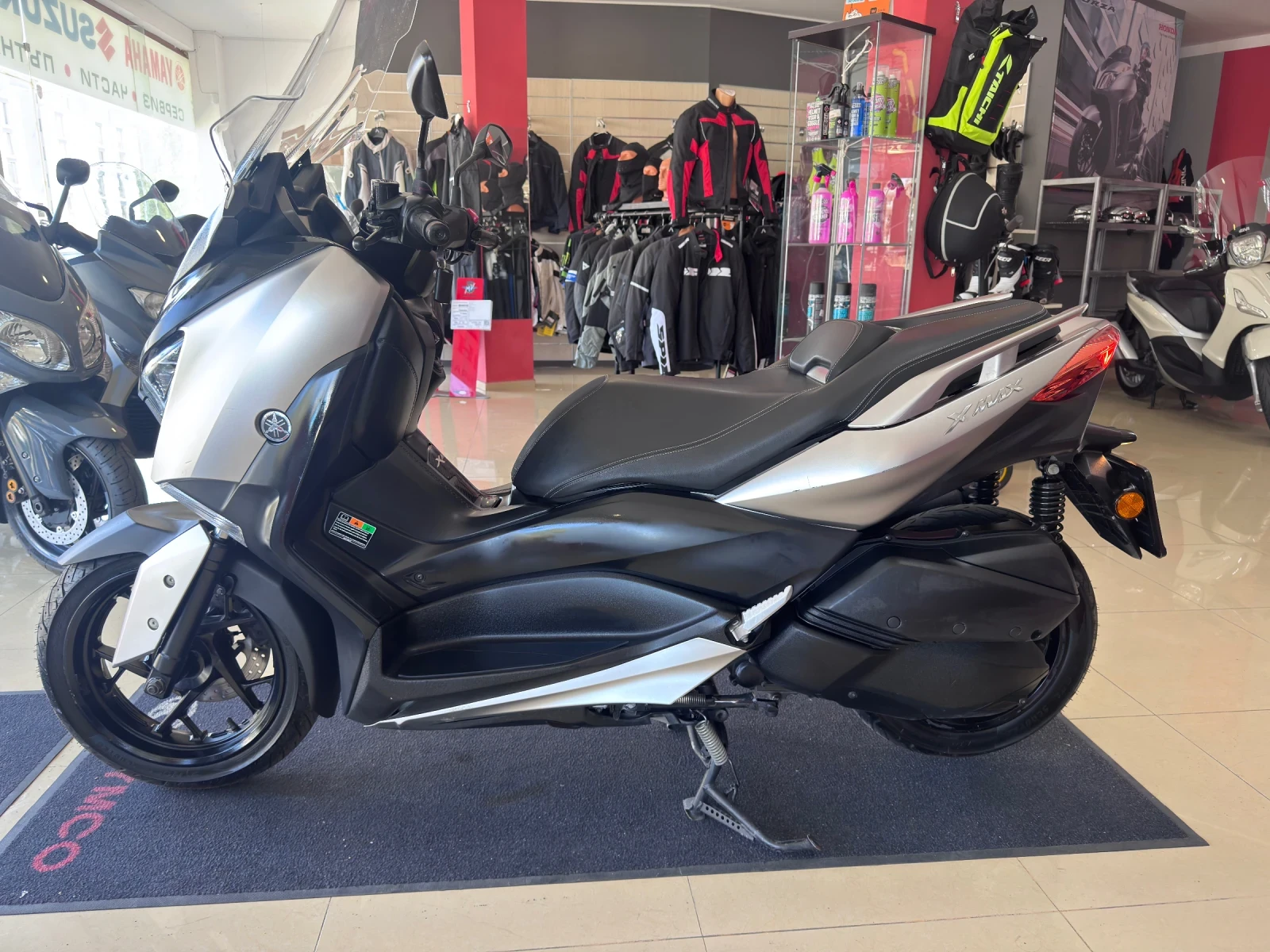 Yamaha X-max Yamaha X-MAX 300i ABS TCS - изображение 4