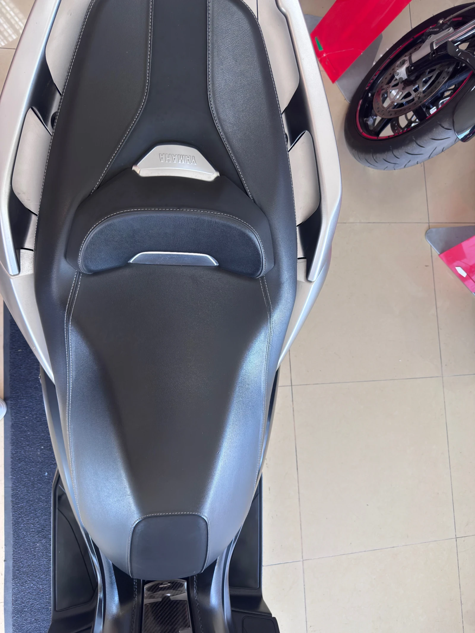 Yamaha X-max Yamaha X-MAX 300i ABS TCS - изображение 10