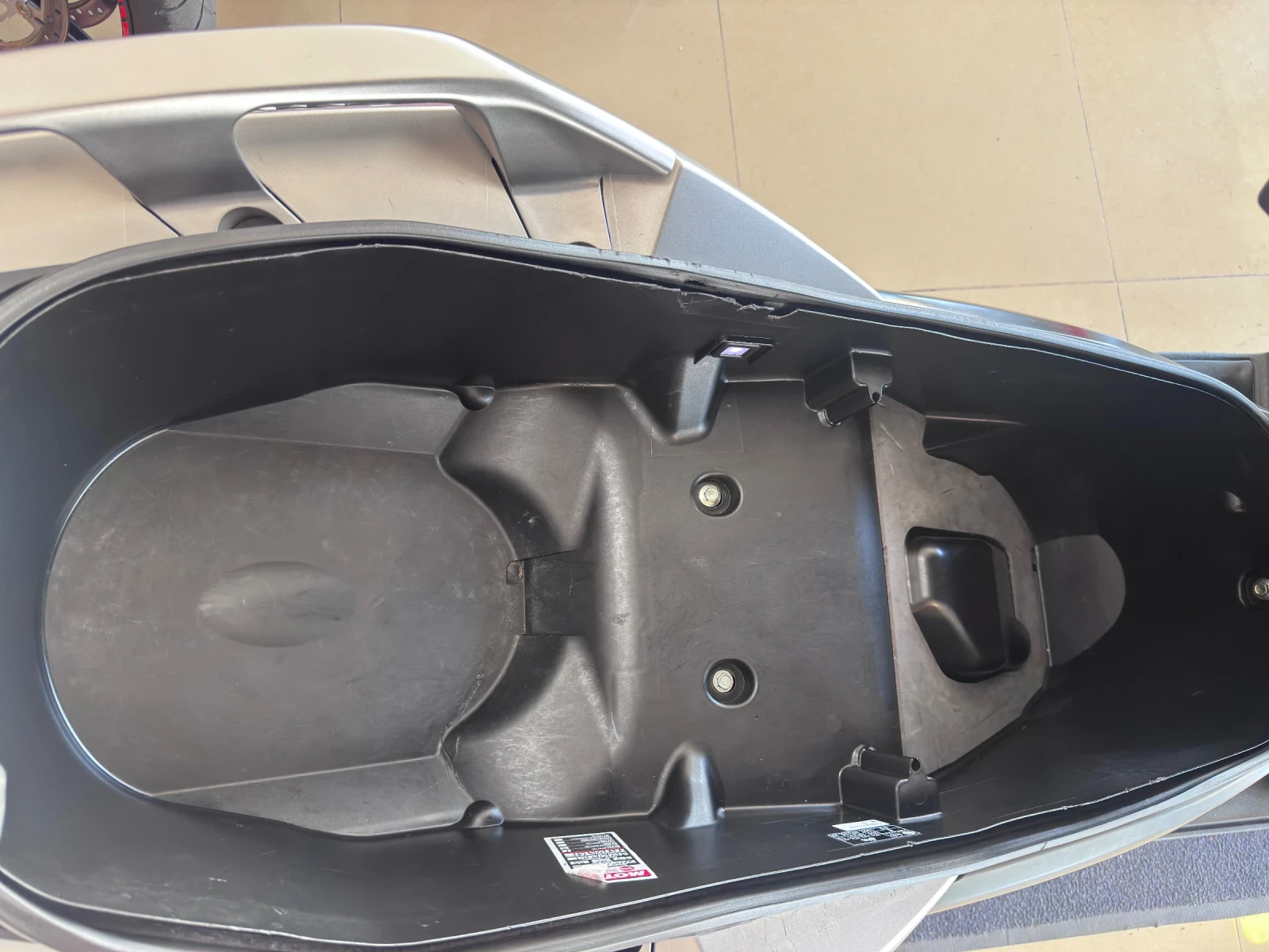 Yamaha X-max Yamaha X-MAX 300i ABS TCS | Mobile.bg   14