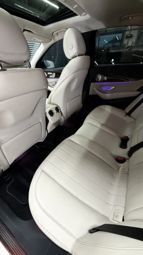 Mercedes-Benz E 300 AMG/BURMESTER/PANO/19"/LED/ПОДГРЕВ/KEYLESS, снимка 11
