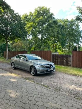 Mercedes-Benz C 220, снимка 4